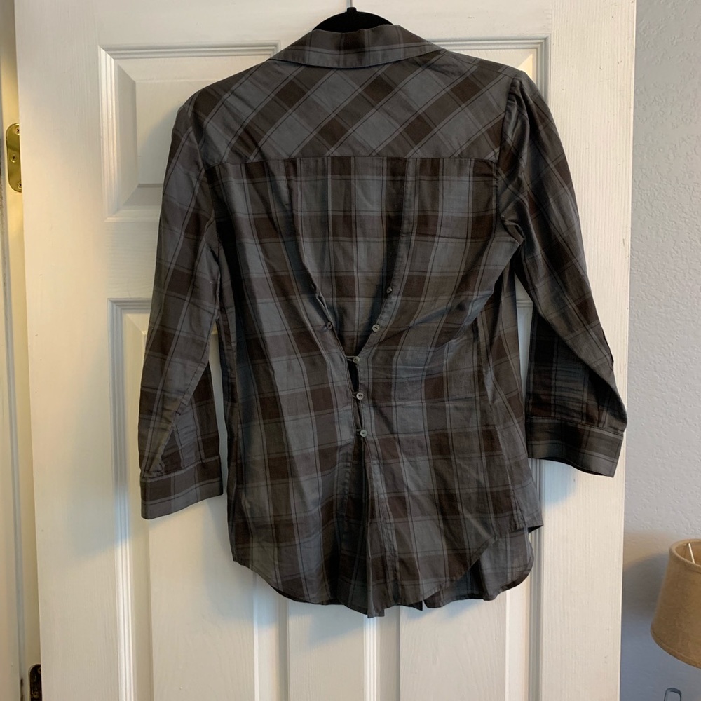 Elizabeth & James Button Back Plaid